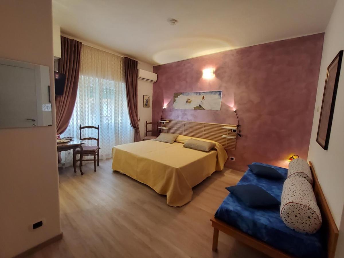 Annadia Sweet Home B&B Lido di Ostia Exteriör bild