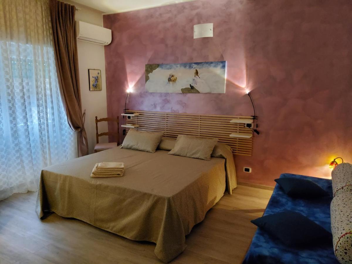 Annadia Sweet Home B&B Lido di Ostia Exteriör bild