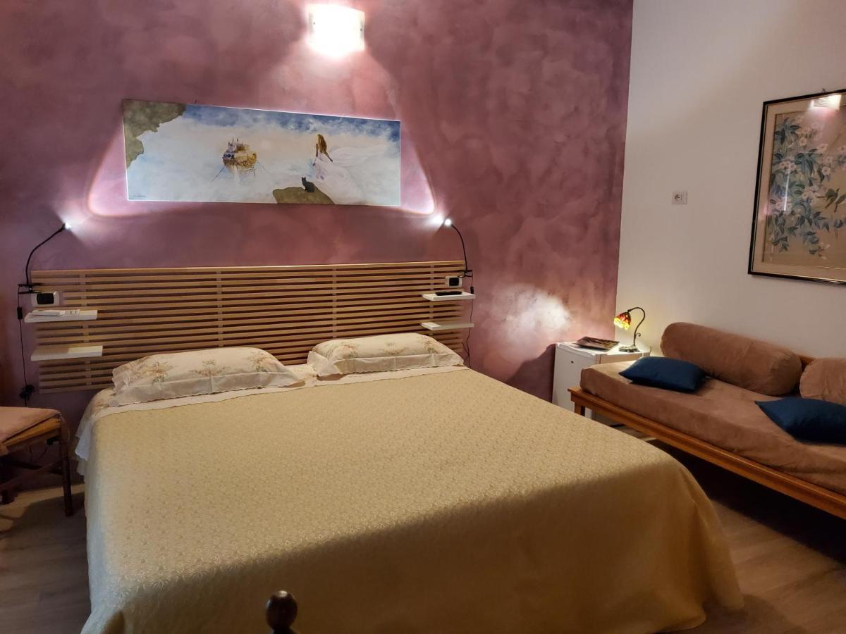 Annadia Sweet Home B&B Lido di Ostia Exteriör bild