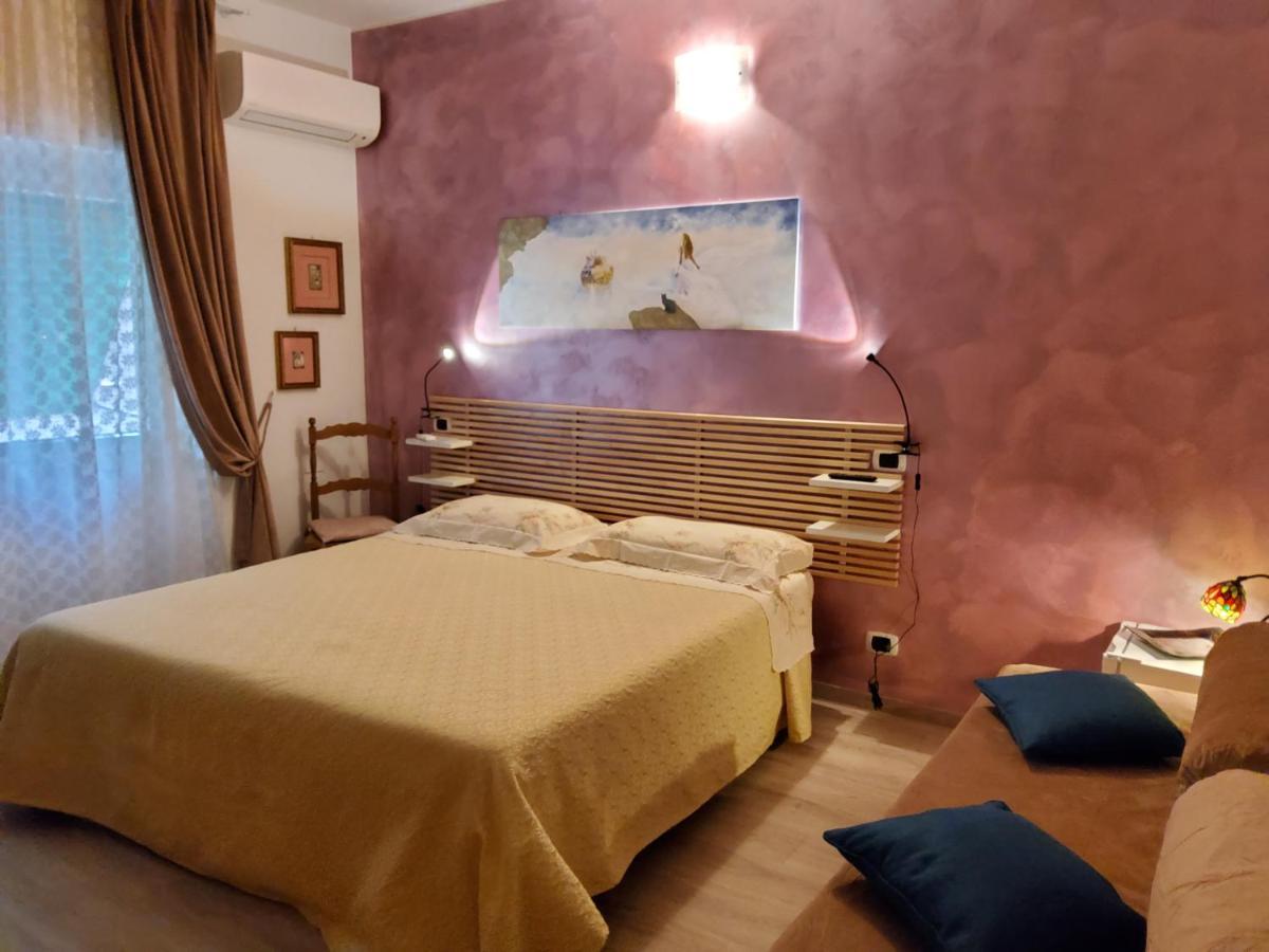 Annadia Sweet Home B&B Lido di Ostia Exteriör bild
